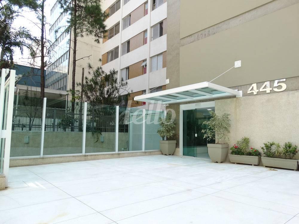 FACHADA de Prédio Comercial para alugar, Monousuário com 3961 m², e 80 vagas em Consolação - São Paulo
