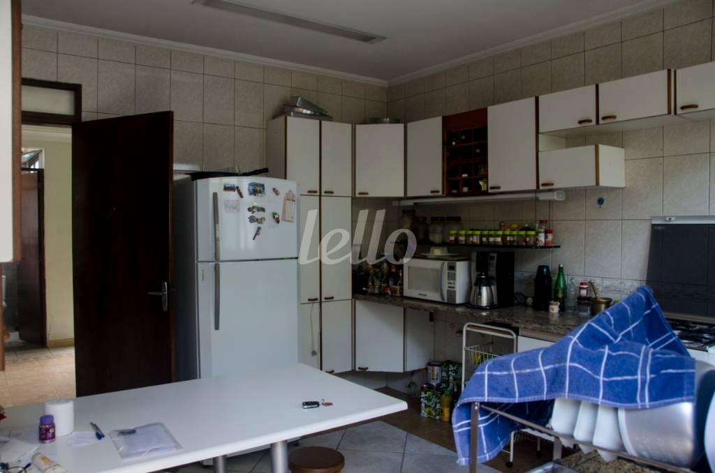 DSC_0777 de Casa à venda, sobrado com 342 m², 3 quartos e 6 vagas em Jardim Pilar - Santo André