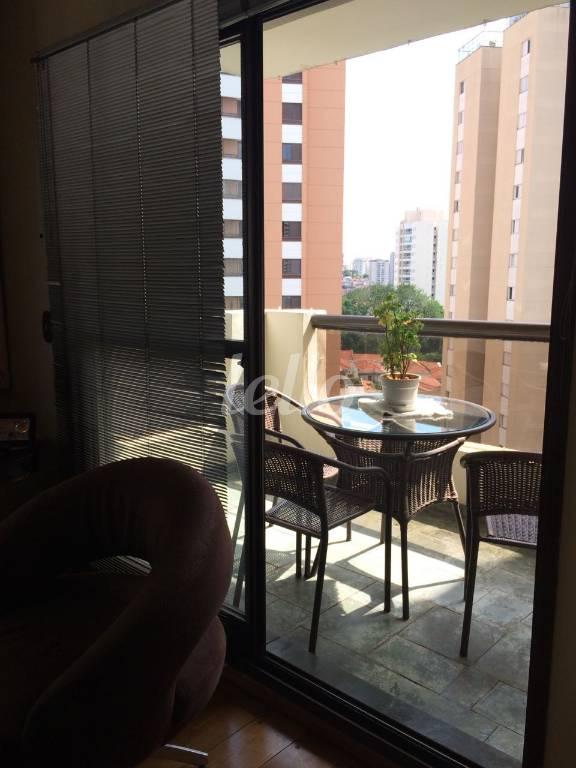 VARANDA de Apartamento à venda, Padrão com 126 m², 3 quartos e 2 vagas em Chácara Inglesa - São Paulo