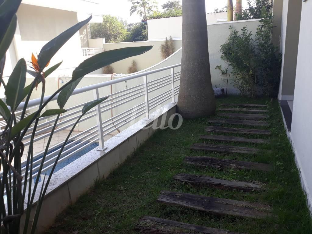 JARDIM de Casa à venda, sobrado com 390 m², 4 quartos e 8 vagas em Horto Florestal - São Paulo
