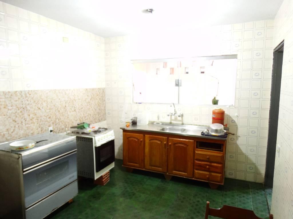 COZINHA EDÍCULA de Casa para alugar, sobrado com 520 m², 5 quartos e 8 vagas em Vila Lúcia - São Paulo