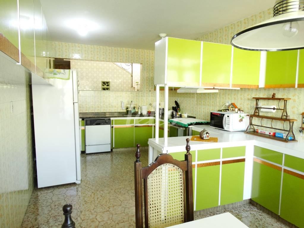 COZINHA de Casa para alugar, sobrado com 520 m², 5 quartos e 8 vagas em Vila Lúcia - São Paulo