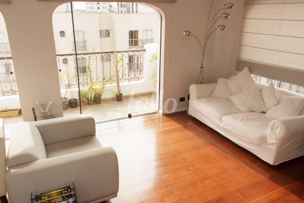 SALA de Apartamento à venda, cobertura - Padrão com 270 m², 3 quartos e 3 vagas em Cidade Monções - São Paulo