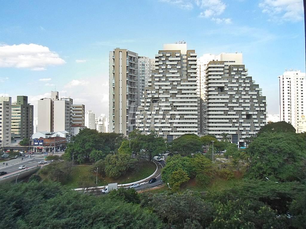 VISTA de Sala / Conjunto para alugar, Padrão com 143 m², e em Paraíso - São Paulo