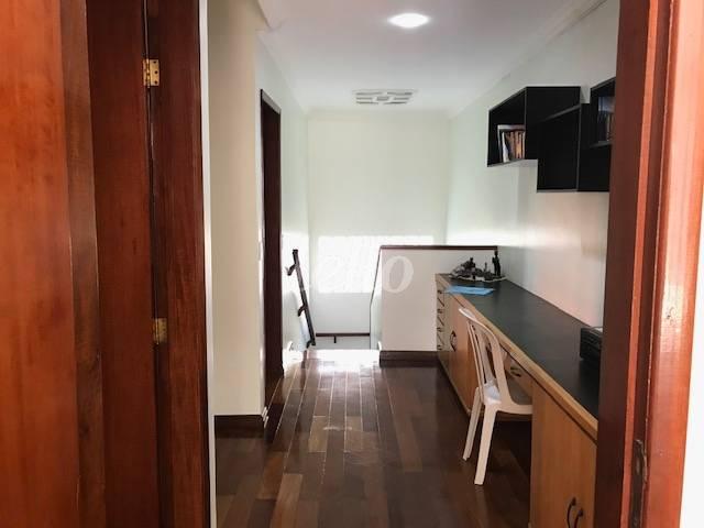 HOME OFFICE de Casa à venda, sobrado com 280 m², 3 quartos e 5 vagas em Vila Invernada - São Paulo