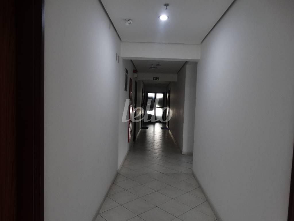 CORREDOR de Sala / Conjunto para alugar, Padrão com 35 m², e 1 vaga em Vila Clementino - São Paulo