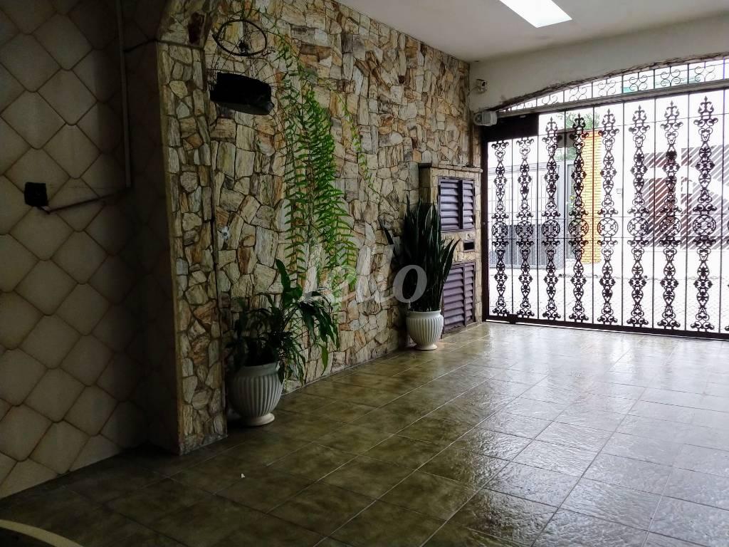 GARAGEM de Casa à venda, sobrado com 300 m², 4 quartos e 3 vagas em Vila Gomes Cardim - São Paulo