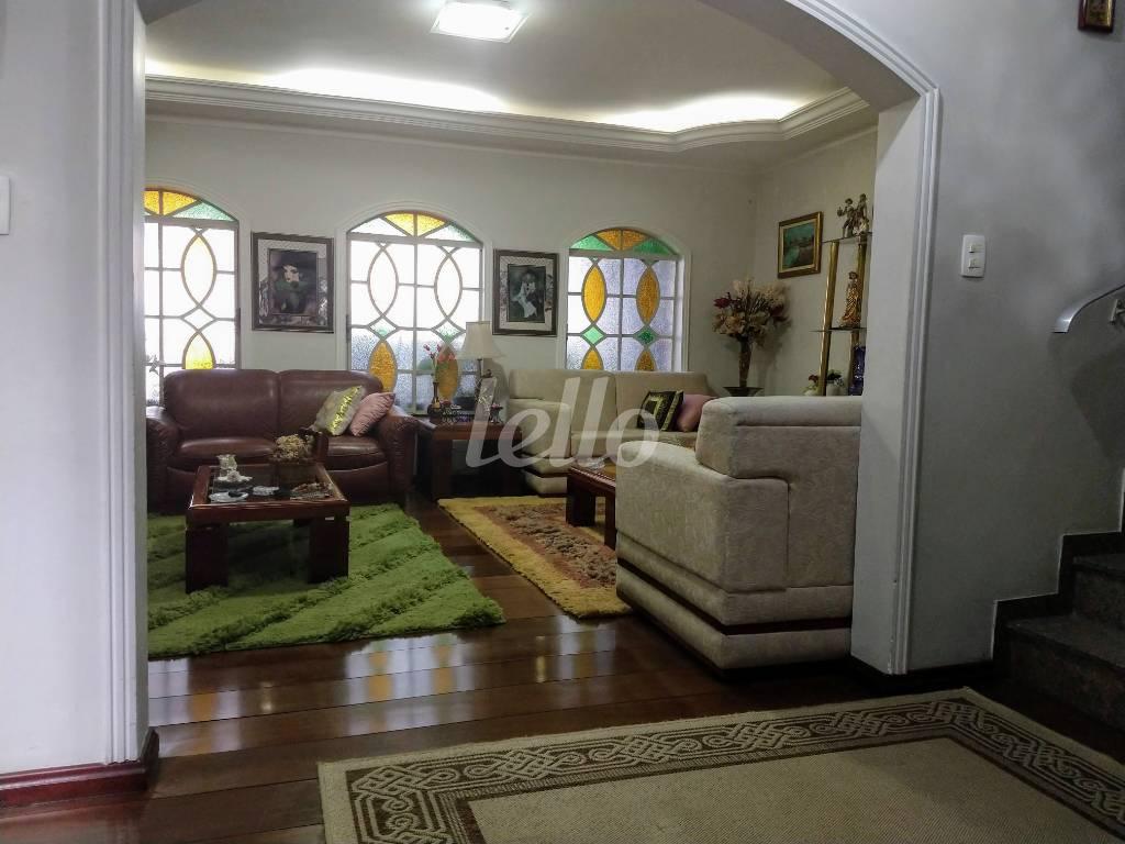 SALA de Casa à venda, sobrado com 300 m², 4 quartos e 3 vagas em Vila Gomes Cardim - São Paulo