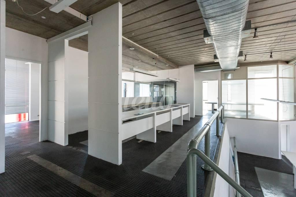 SALA 1 de Sala / Conjunto para alugar, Padrão com 218 m², e 3 vagas em Cidade Monções - São Paulo