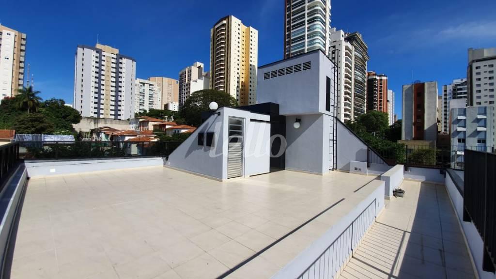 COBERTURA de Prédio Comercial para alugar, Monousuário com 800 m², e 7 vagas em Vila Pompeia - São Paulo