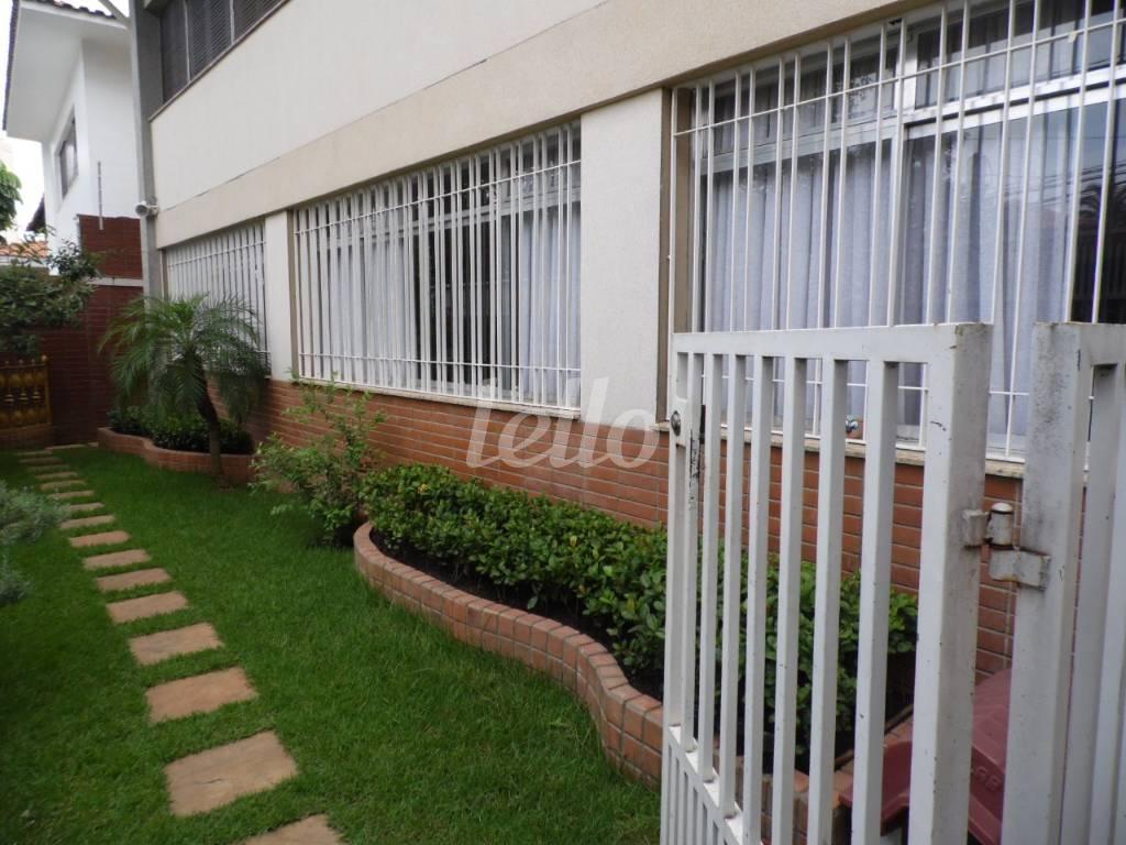 JARDIM de Casa à venda, sobrado com 400 m², 4 quartos e 4 vagas em Planalto Paulista - São Paulo