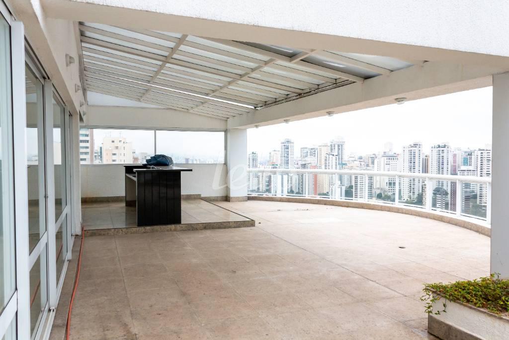 TERRAÇO SUPERIOR de Apartamento à venda, Duplex com 416 m², 5 quartos e 6 vagas em Perdizes - São Paulo