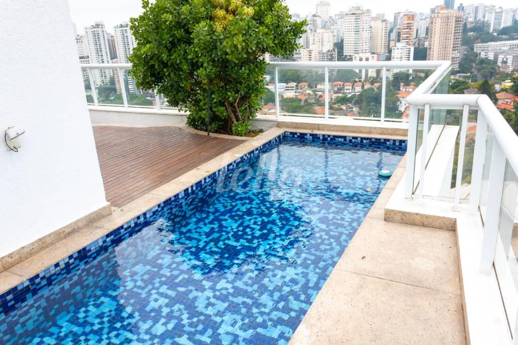 PISCINA de Apartamento à venda, Duplex com 416 m², 5 quartos e 6 vagas em Perdizes - São Paulo
