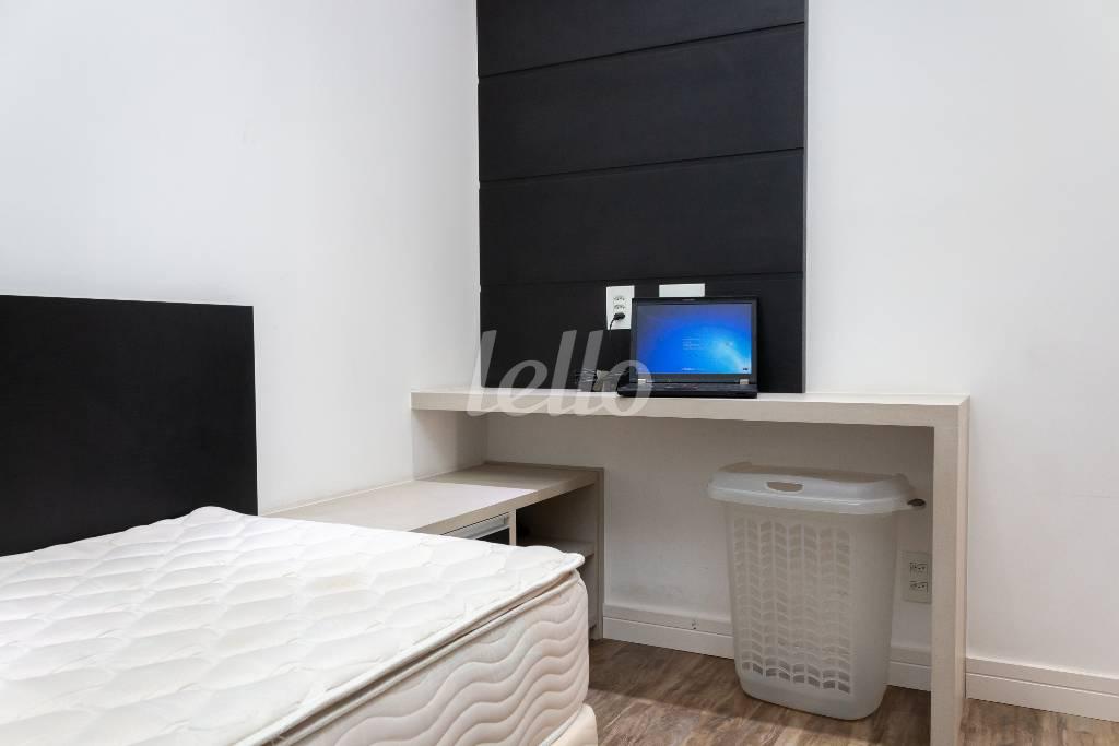 QUARTO de Apartamento à venda, Padrão com 85 m², 3 quartos e 2 vagas em Vila Clementino - São Paulo