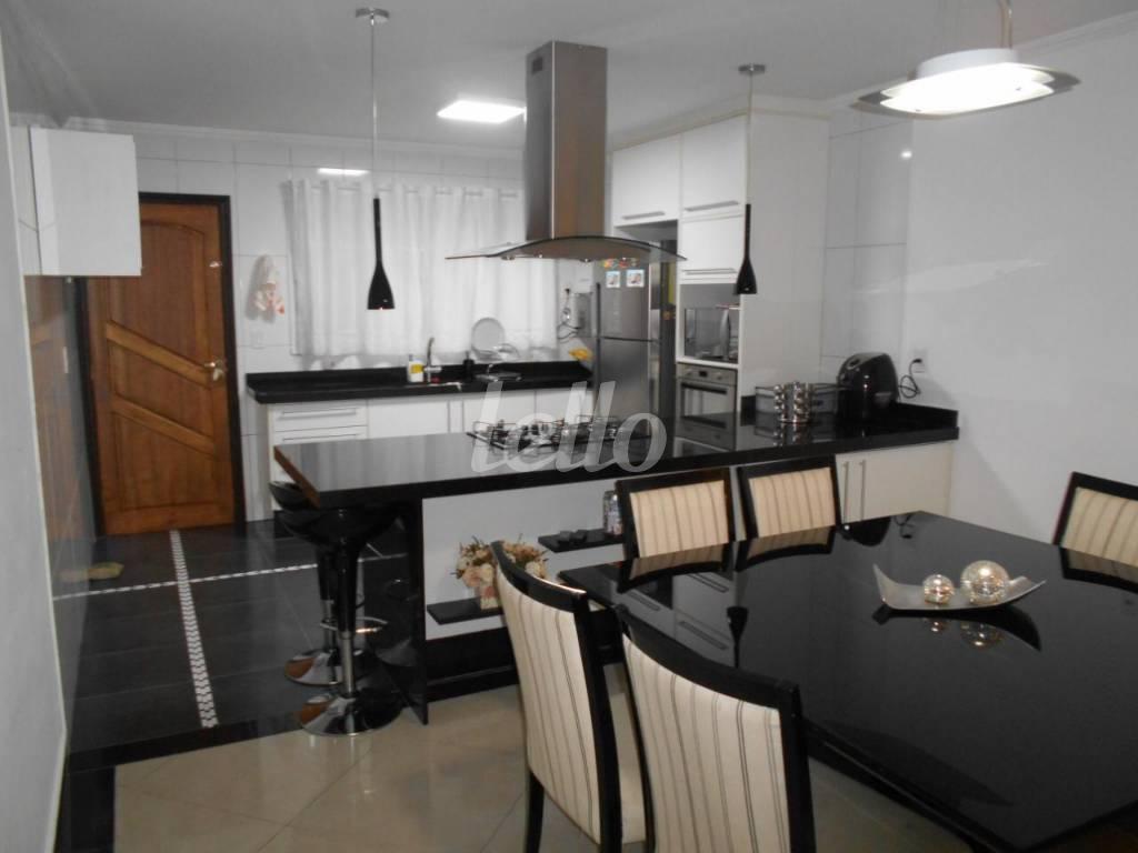 COZINHA de Casa à venda, sobrado com 175 m², 3 quartos e 3 vagas em Vila Graciosa - São Paulo