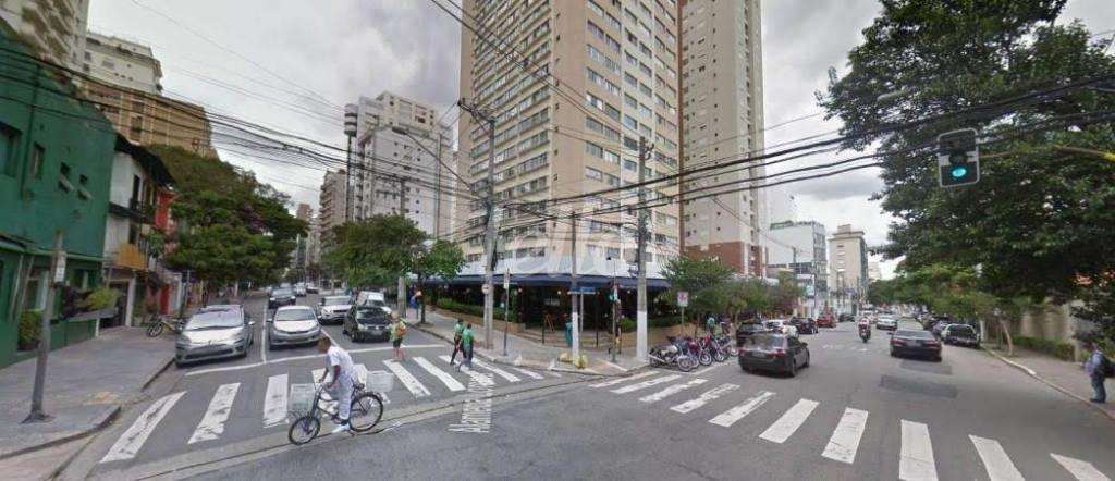 VISTA de Loja para alugar, Mall com 87 m², e em Jardim Paulista - São Paulo