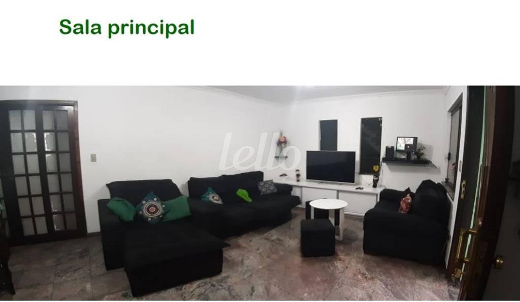 SALA de Casa à venda, sobrado com 285 m², 3 quartos e 2 vagas em Vila Curuca - Santo André