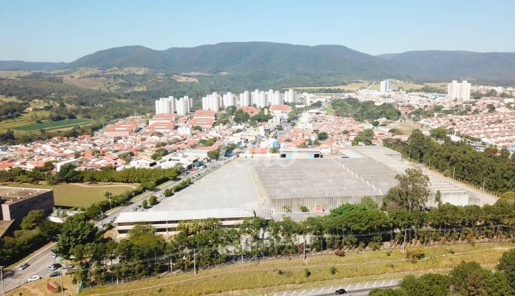 GALPÃO de Galpão/Armazém à venda, Padrão com 4962125 m², e em Medeiros - Jundiaí