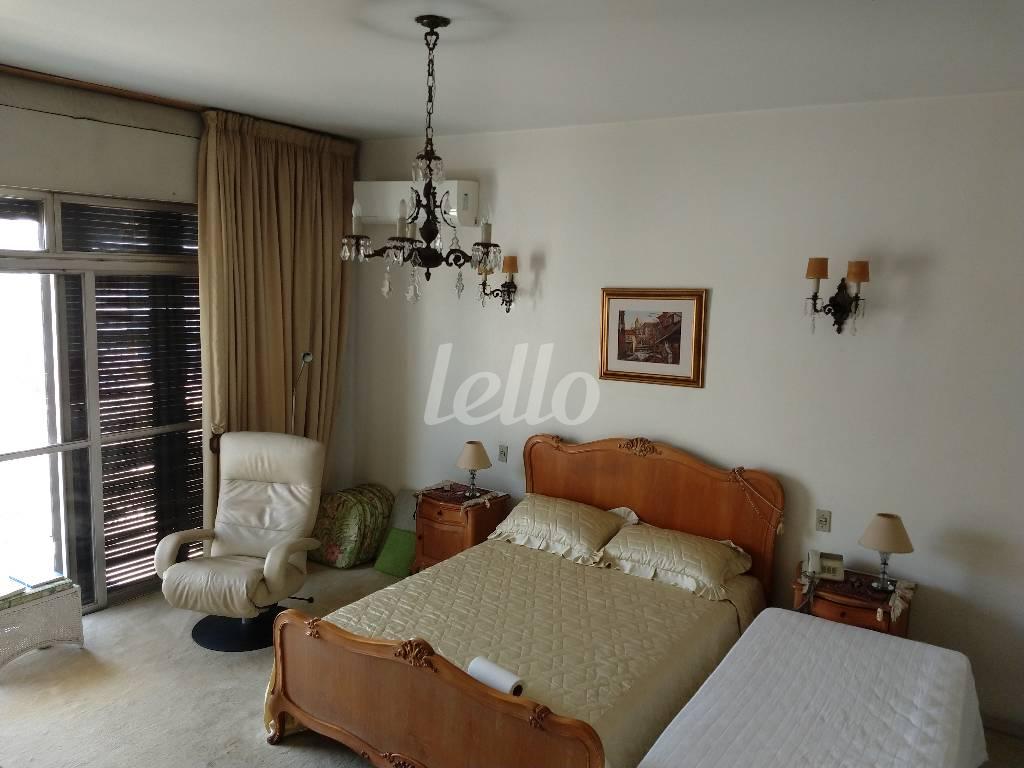 SUÍTE de Apartamento para alugar, Padrão com 620 m², 4 quartos e 4 vagas em Morro dos Ingleses - São Paulo
