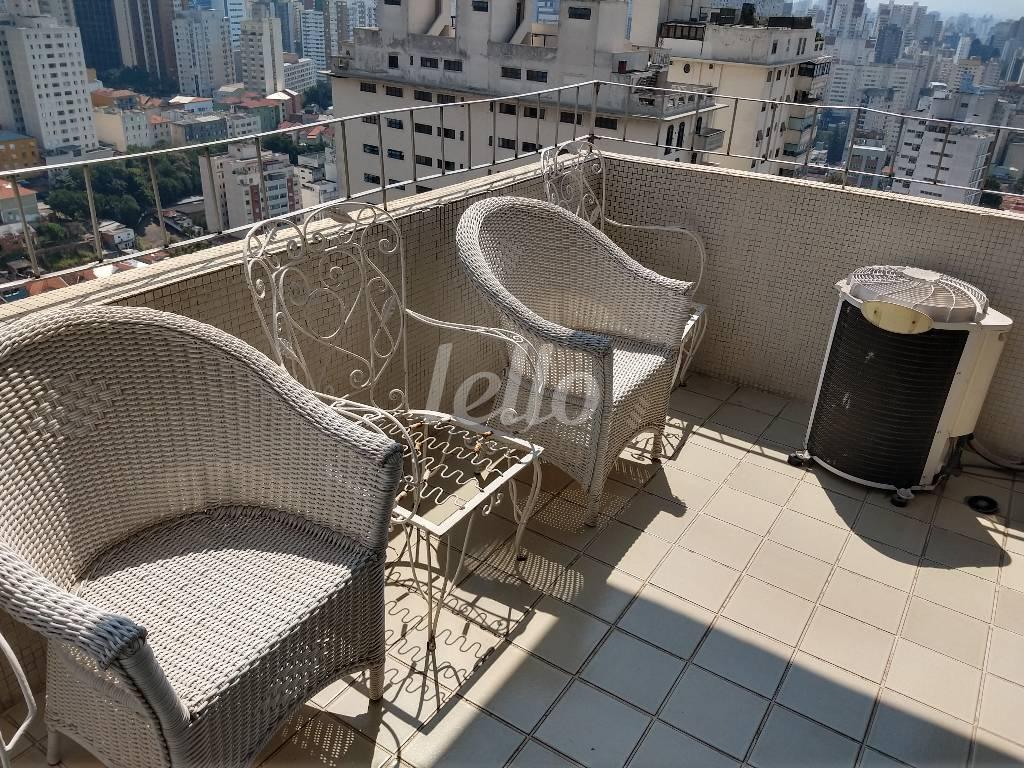 VARANDA DA SUÍTE de Apartamento para alugar, Padrão com 620 m², 4 quartos e 4 vagas em Morro dos Ingleses - São Paulo