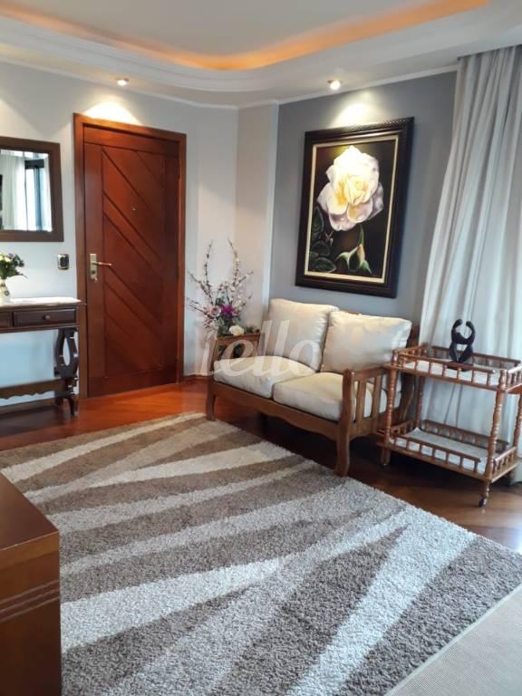 SALA de Apartamento à venda, Padrão com 156 m², 3 quartos e 2 vagas em Vila Bastos - Santo André