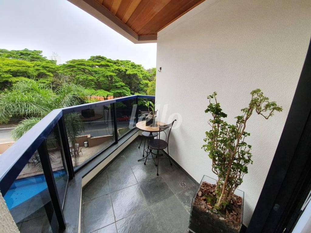SACADA de Apartamento à venda, Padrão com 134 m², 3 quartos e 3 vagas em Tatuapé - São Paulo