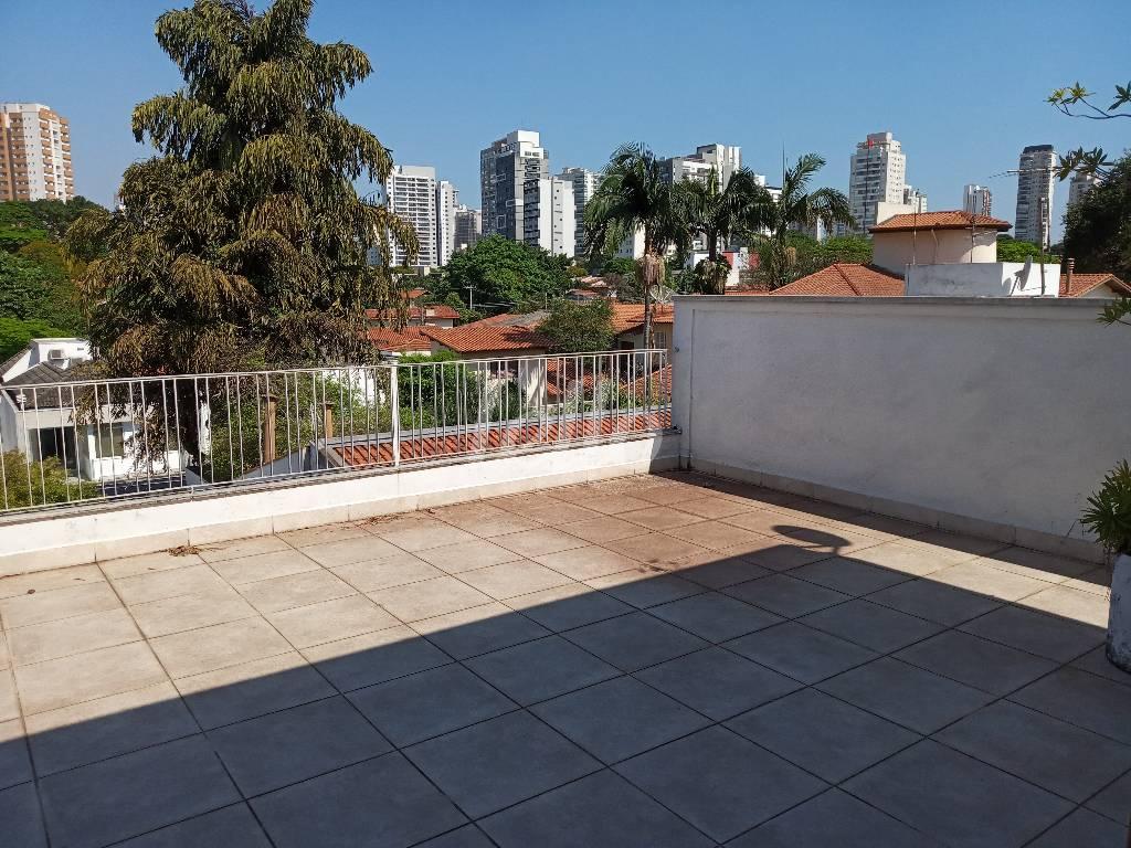 VARANDA de Casa para alugar, sobrado com 487 m², 5 quartos e 12 vagas em Parque Colonial - São Paulo