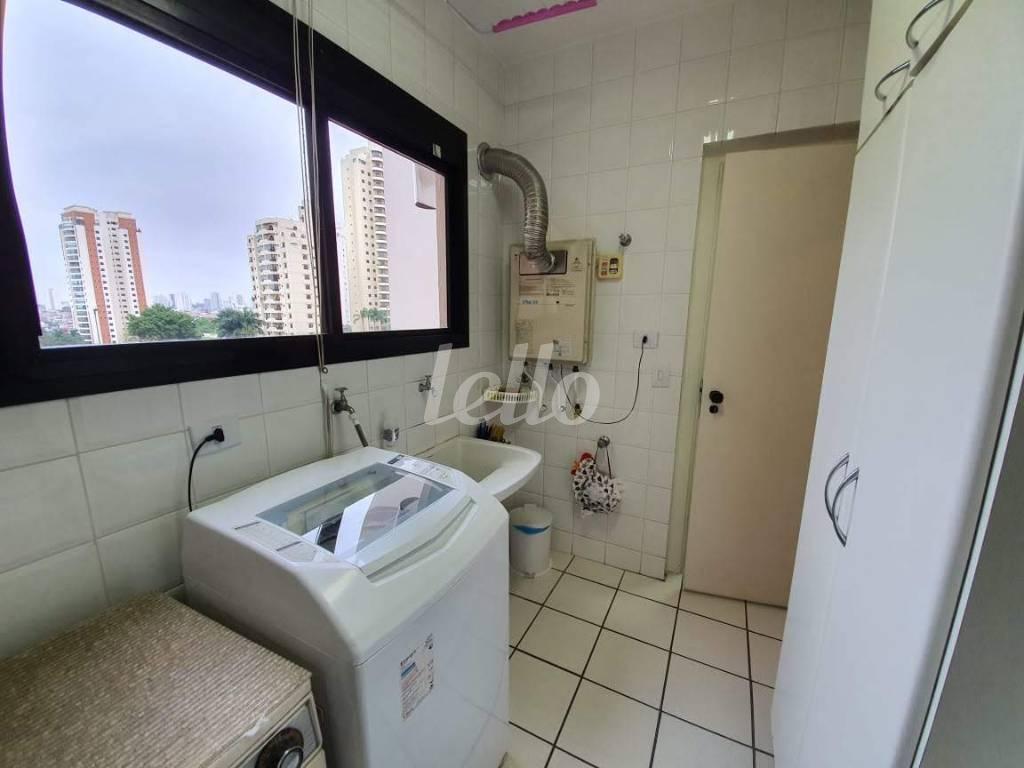 ÁREA DE SERVIÇO de Apartamento à venda, Padrão com 134 m², 3 quartos e 3 vagas em Tatuapé - São Paulo