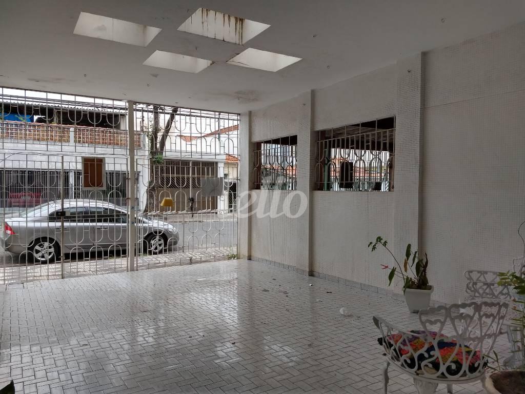 GARAGEM de Casa à venda, sobrado com 300 m², 3 quartos e 2 vagas em Vila Moreira - São Paulo