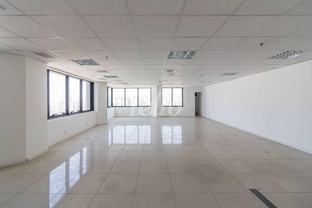 SALA de Sala / Conjunto para alugar, Padrão com 273 m², e 16 vagas em Barra Funda - São Paulo