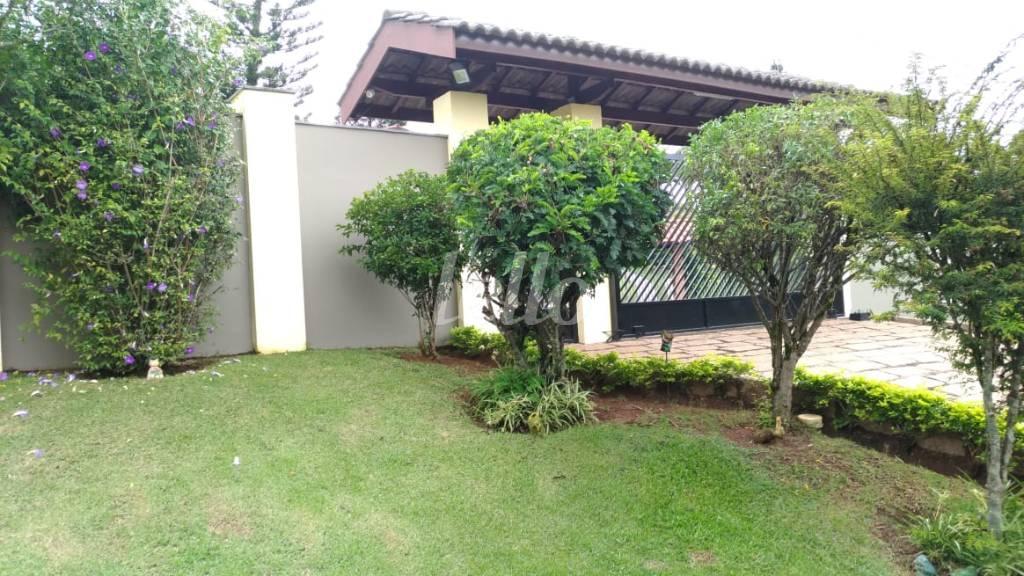 JARDIM de Casa à venda, de vila - térrea com 293 m², 4 quartos e 10 vagas em Parque da Fazenda - Itatiba