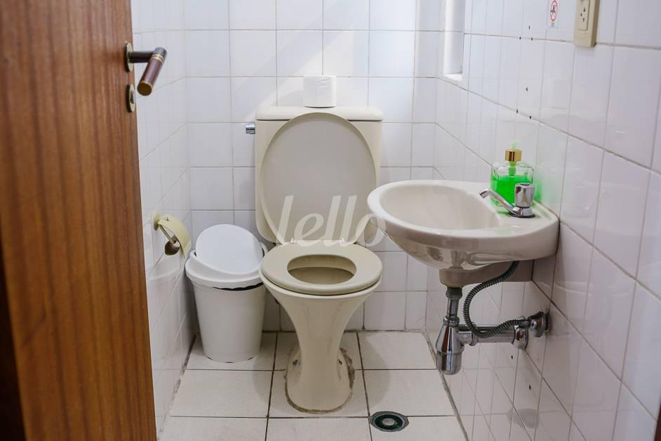 WC de Sala / Conjunto à venda, Padrão com 100 m², e 2 vagas em Perdizes - São Paulo
