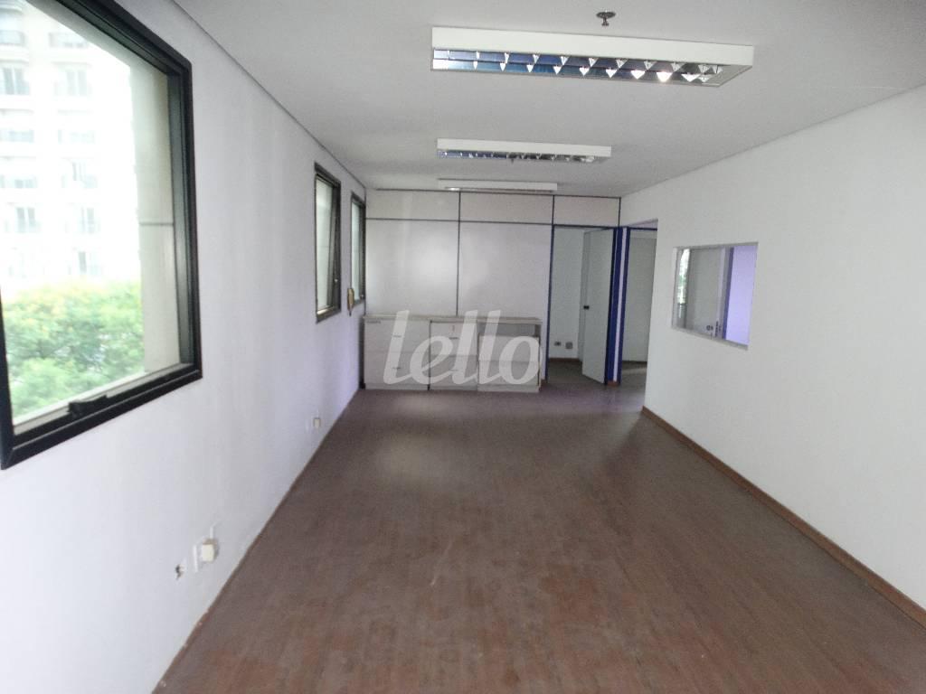 SALA de Sala / Conjunto para alugar, Padrão com 110 m², e 2 vagas em Perdizes - São Paulo
