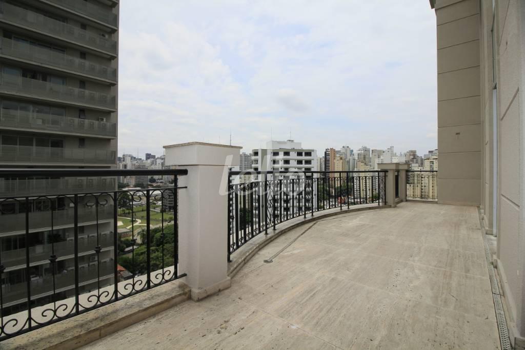 VARANDA de Apartamento à venda, Duplex com 518 m², 4 quartos e 8 vagas em Paraíso - São Paulo