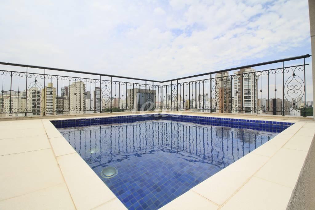 PISCINA de Apartamento à venda, Duplex com 518 m², 4 quartos e 8 vagas em Paraíso - São Paulo