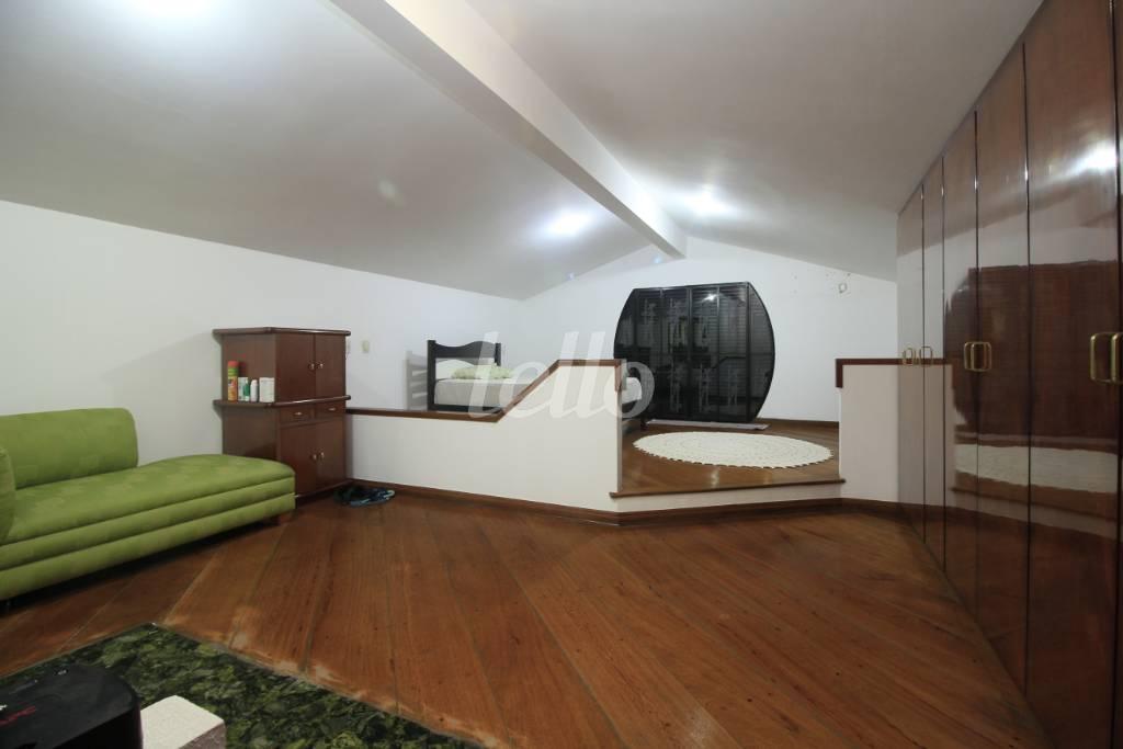SUÍTE 2 de Casa à venda, térrea com 608 m², 6 quartos e 7 vagas em Vila Ivone - São Paulo