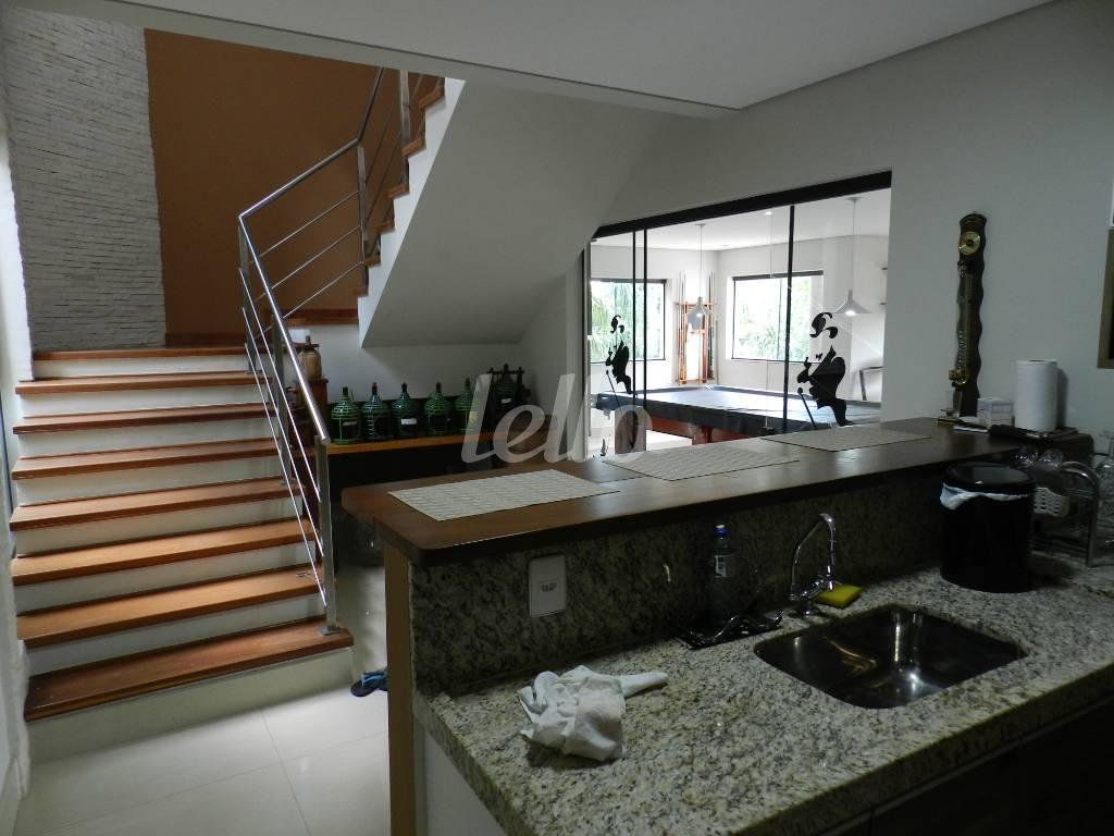 ÁREA GOURMET de Casa à venda, sobrado com 537 m², 4 quartos e 6 vagas em Chácara Malota - Jundiaí