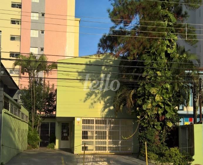 FAIXADA de Casa para alugar, sobrado com 300 m², e 3 vagas em Indianópolis - São Paulo