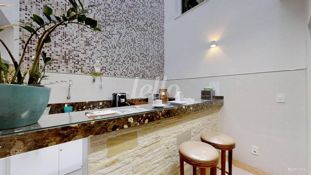 LAVABO de Casa à venda, assobradada com 374 m², 10 quartos e 3 vagas em Indianópolis - São Paulo