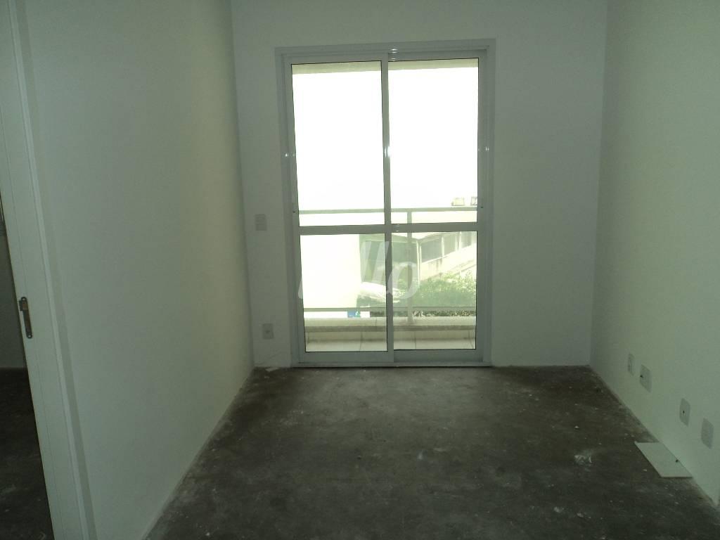 SALA de Apartamento à venda, Padrão com 35 m², 1 quarto e 1 vaga em Aclimação - São Paulo