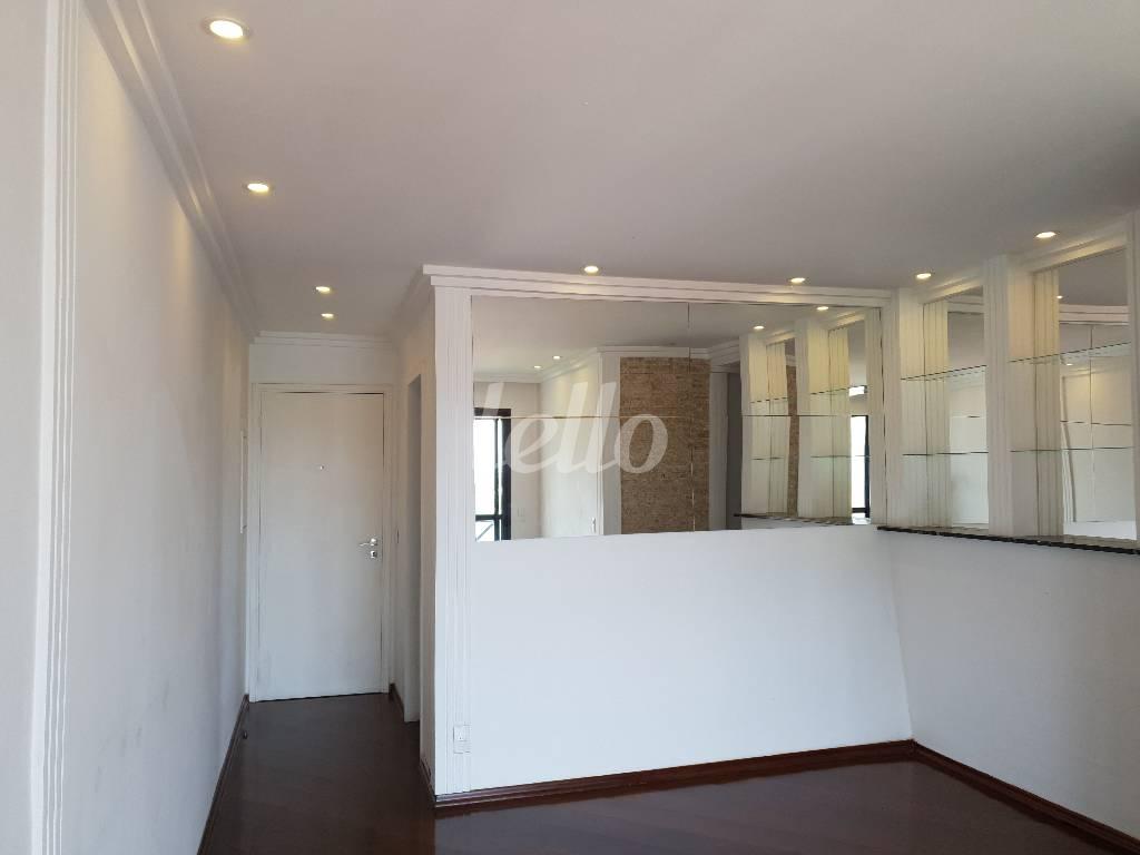 SALA de Apartamento à venda, Padrão com 79 m², 3 quartos e 2 vagas em Chácara Inglesa - São Paulo