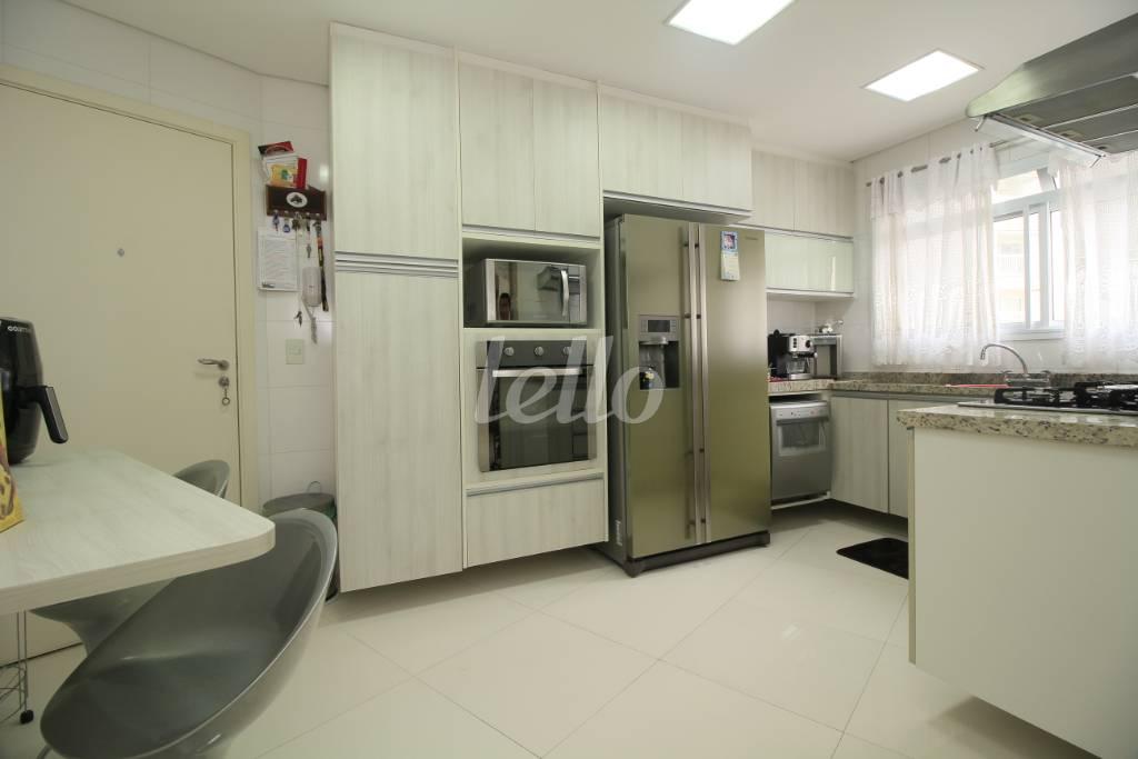 COZINHA de Apartamento à venda, Padrão com 149 m², 3 quartos e 3 vagas em Centro - São Bernardo do Campo