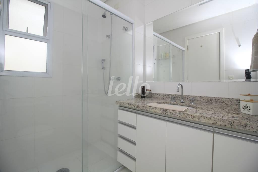 WC SUÍTE 2 de Apartamento à venda, Padrão com 149 m², 3 quartos e 3 vagas em Centro - São Bernardo do Campo