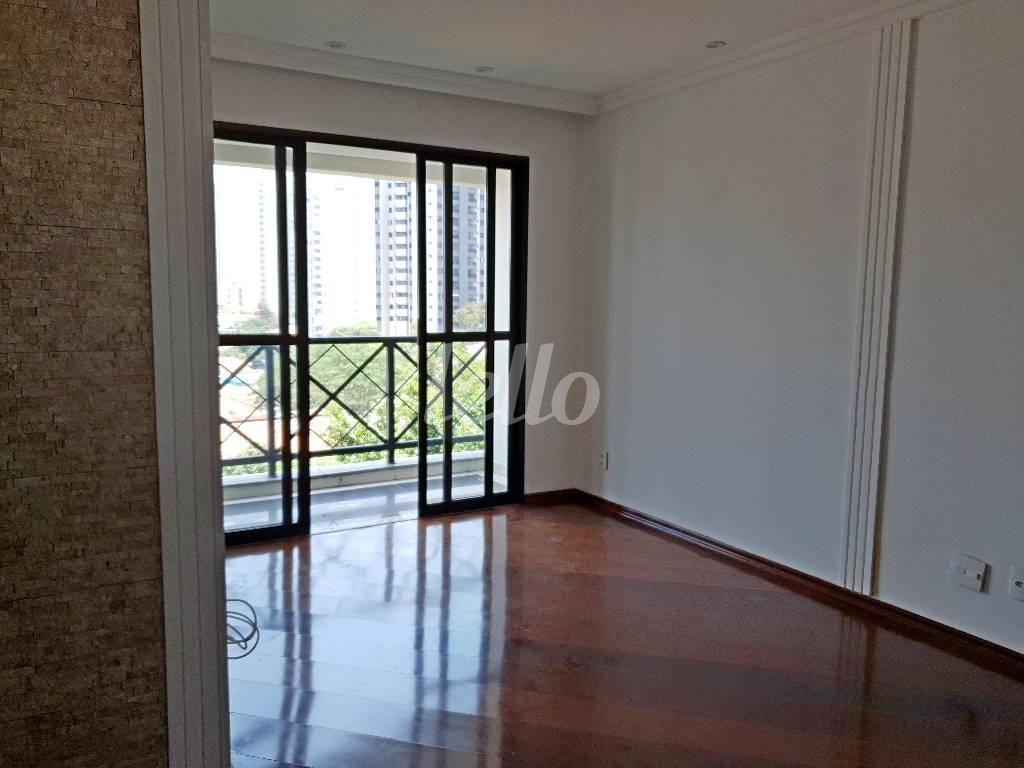 SALA de Apartamento à venda, Padrão com 79 m², 3 quartos e 2 vagas em Chácara Inglesa - São Paulo