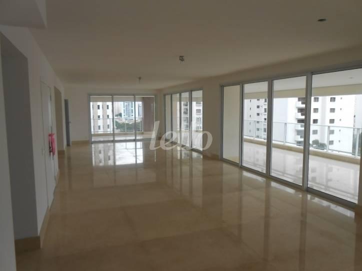 SALA de Apartamento à venda, Padrão com 392 m², 4 quartos e 8 vagas em Vila Analia Franco - São Paulo