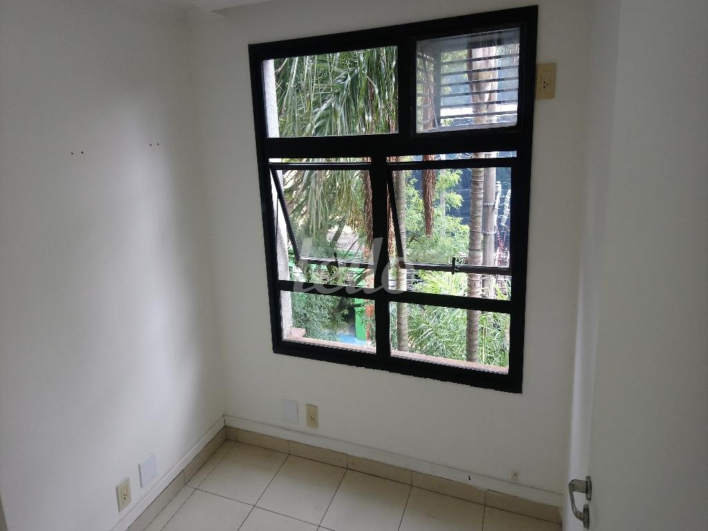 SALA 2 de Sala / Conjunto para alugar, Padrão com 31 m², e em Itaim Bibi - São Paulo