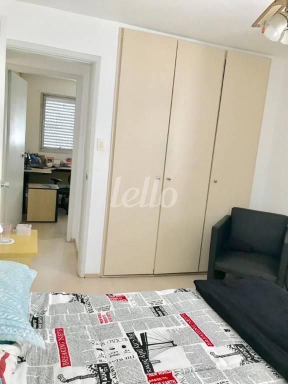 QUARTO de Apartamento à venda, Padrão com 110 m², 3 quartos e 2 vagas em Vila Clementino - São Paulo