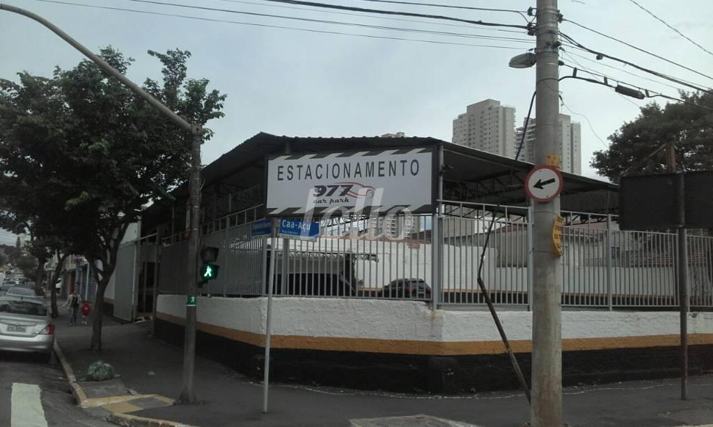 ESTACIONAMENTO de Área / Terreno para alugar, Padrão com 1000 m², e em Belenzinho - São Paulo