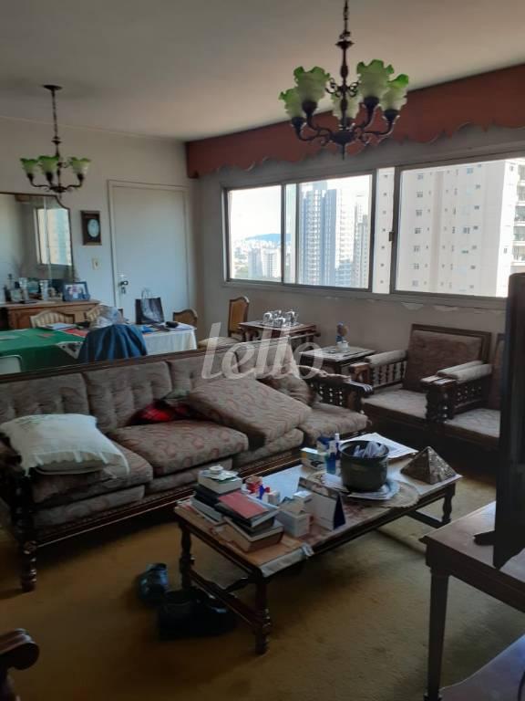 SALA DE ESTAR de Apartamento à venda, Padrão com 110 m², 3 quartos e 2 vagas em Tatuapé - São Paulo