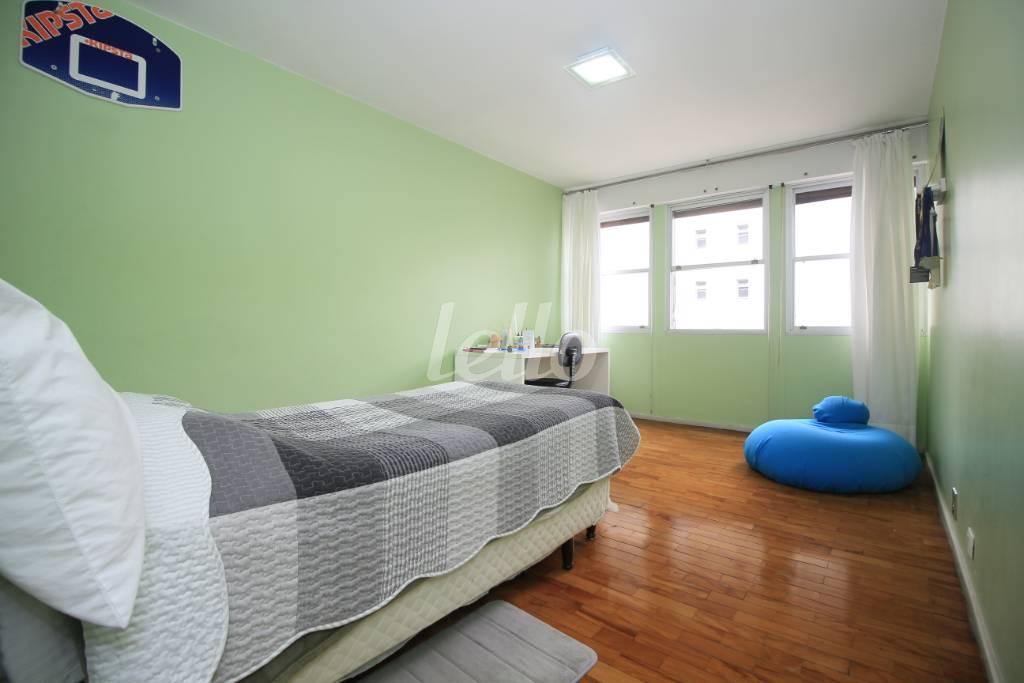 DORMITÓRIO 2 de Apartamento à venda, Padrão com 226 m², 3 quartos e 2 vagas em Jardim Paulista - São Paulo